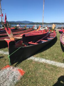 20ft,33ft Chinook canoes